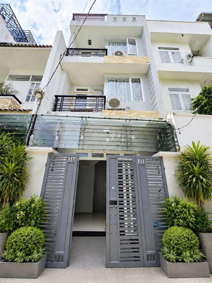 Giá 8,2 tỷ
 dt 58 m², 1 trệt 2 lầu. đường nguyễn duy trinh, bình trưng, tp thủ đức