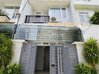 Giá 8,2 tỷ
 dt 58 m², 1 trệt 2 lầu. đường nguyễn duy trinh, bình trưng, tp thủ đức