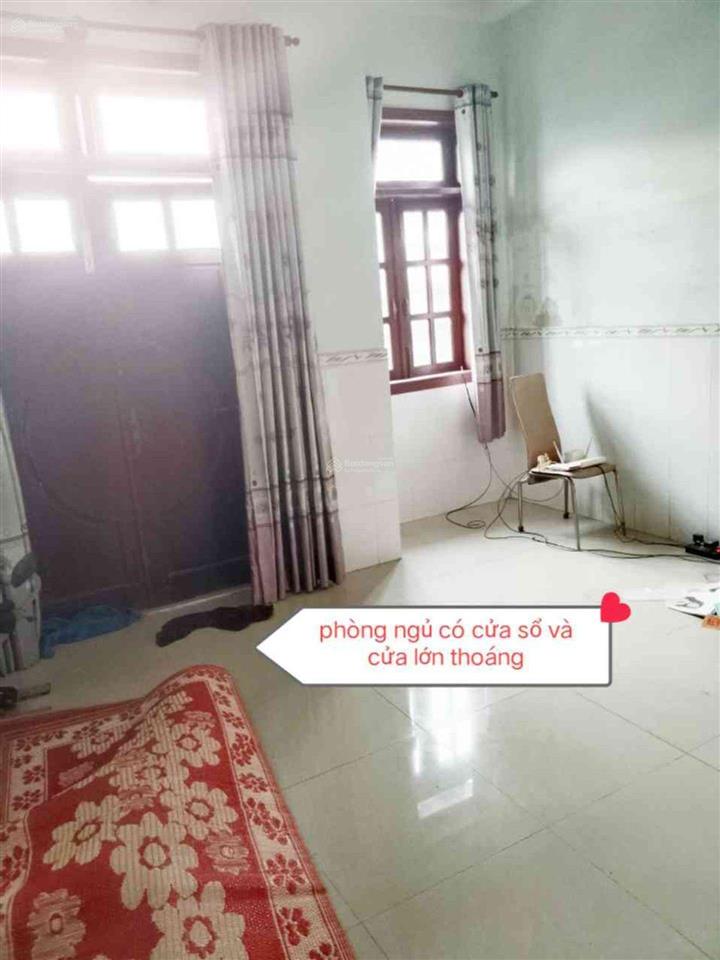 Nhà bán dt 83m2 (4,65 x 17,8m), giá 4.5 tỷ. đường nguyễn duy trinh, p. long trường, thủ đức