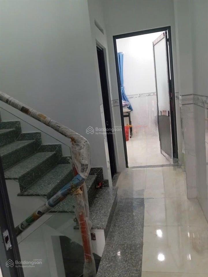 * nhà bán, dt 55m2, giá chỉ 5,4 tỷ, đường nguyễn duy trinh, tp thủ đức, (gần vòng xoay phú hữu).