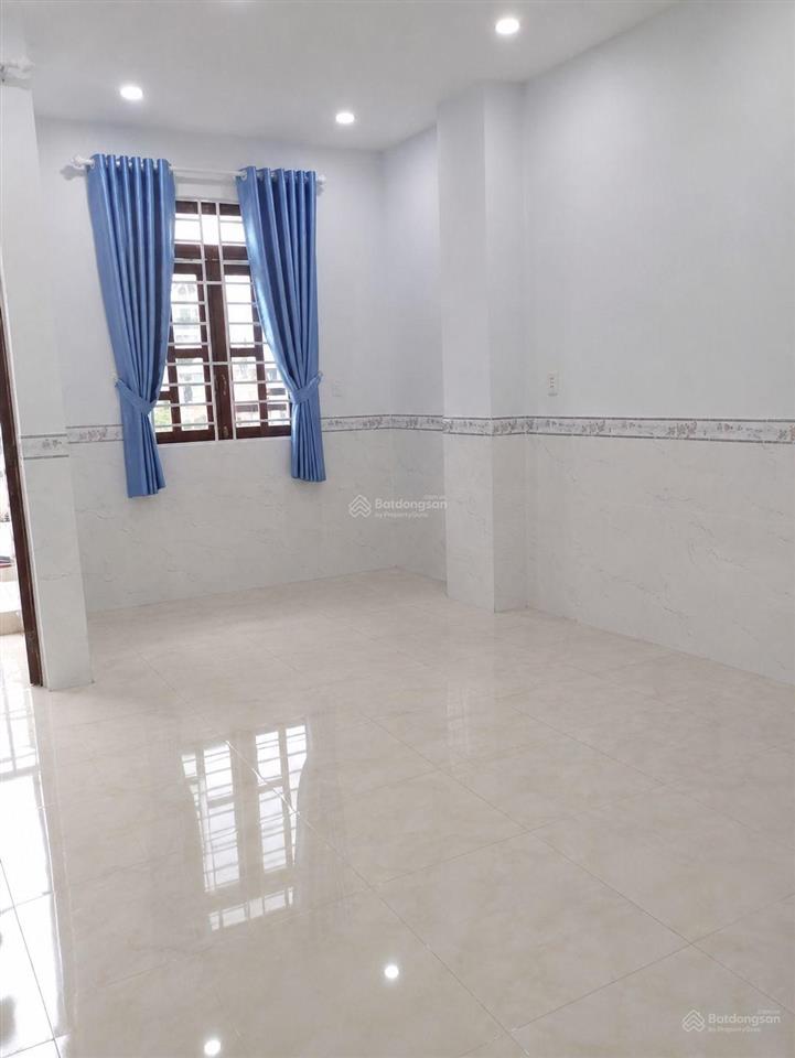 * nhà bán, dt 55m2, giá chỉ 5,4 tỷ, đường nguyễn duy trinh, tp thủ đức, (gần vòng xoay phú hữu).