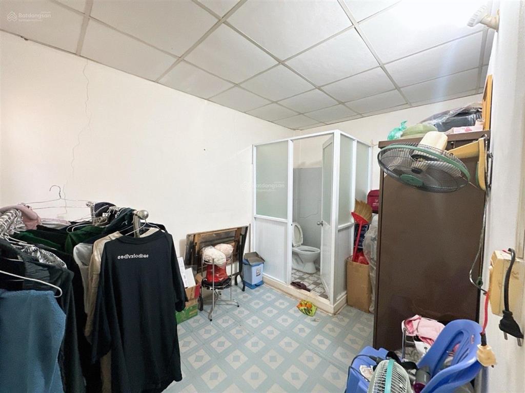 Dt 50m², 2 tầng, giá 5,15 tỷ.
đường 185, phước long, tp. thủ đức.