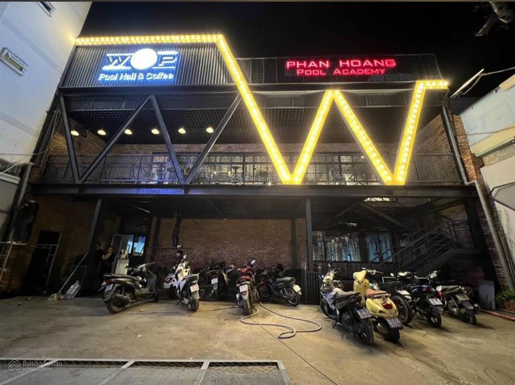 Cho thuê mặt bằng ngay sân vận động thống nhất mặt tiền ngang 20m  tổng dtsd 3000m² quận 10