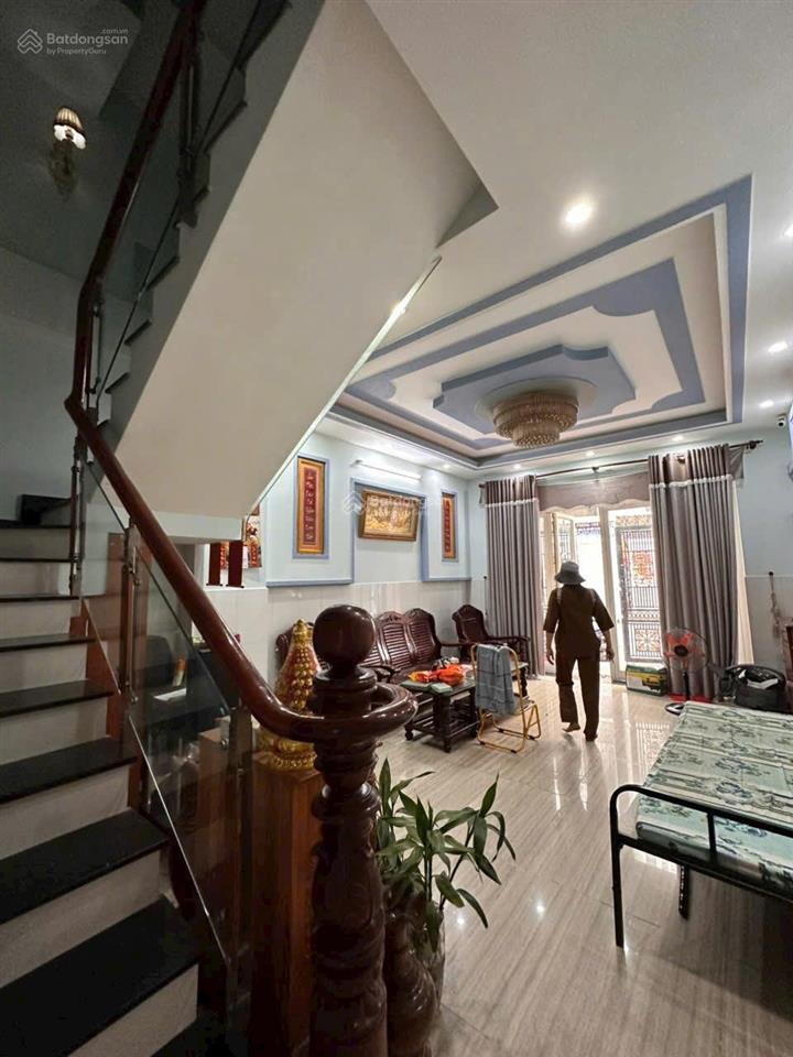 Bán nhà 4 tầng, sát hoàng diệu 2 đường 5m oto ra vào thoải mái, công nhận đủ 58m2, hoàn công đủ