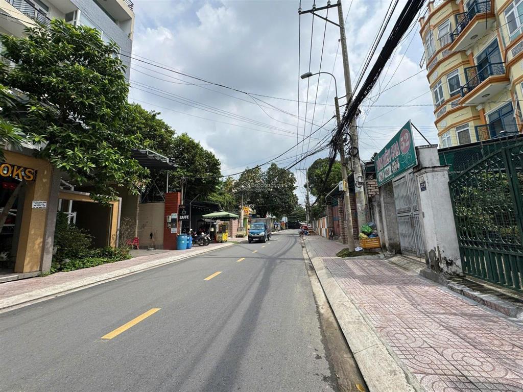Bán lô đất mặt tiền sát hoàng diệu 2. thích hợp làm khách sạn, chdv. diện tích 222.3m2 (8.4x26m)