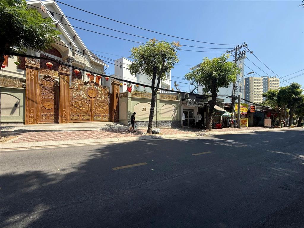 Mặt tiền đường linh trung 380m² (7.2*53m) xây dựng hầm + 6 tầng