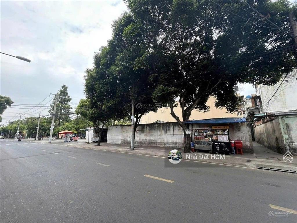 Hàng hiếm thủ đức, đất góc 3 mặt tiền bình thọ vuông như tờ a4 ngang cực đẹp