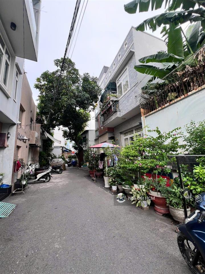 Ngay sát mặt đường tô ngọc vân, nhà 2 tầng ngang 8m, hoàn công đầy đủ, đang cho thuê kinh doanh