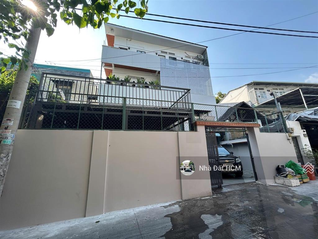 Bán gấp dãy trọ đẹp, kiên cố ngang (10mx14m) hoàn công đầy đủ, đang cho thuê full phòng