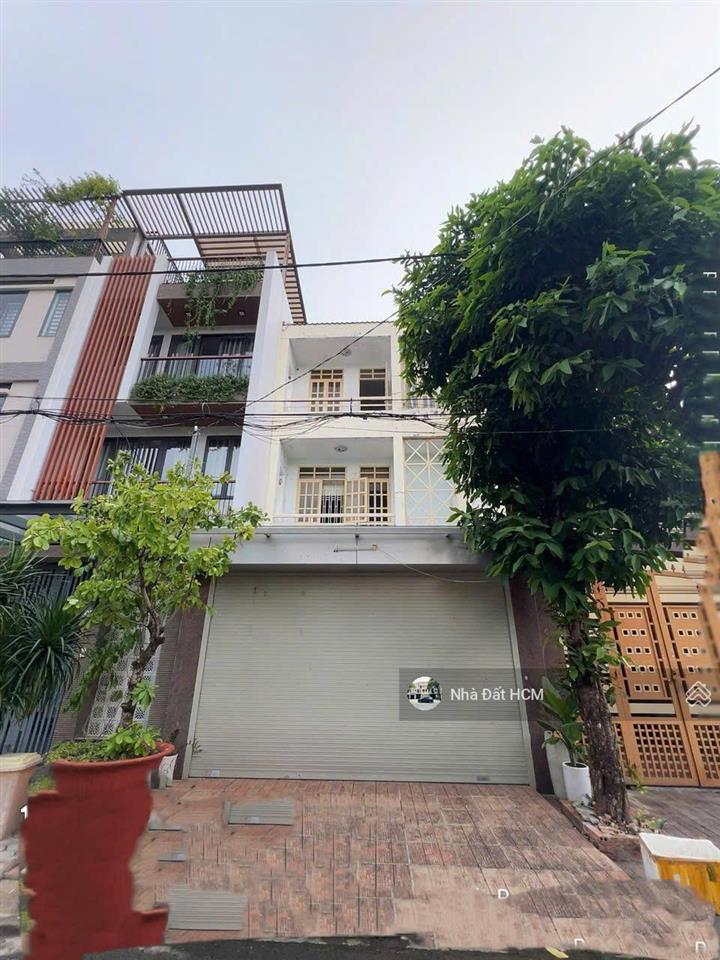 Nhà 3 tầng hoàn công đầy đủ, khu dân cư sát himlam linh chiểu, ngang 5m vuông vức