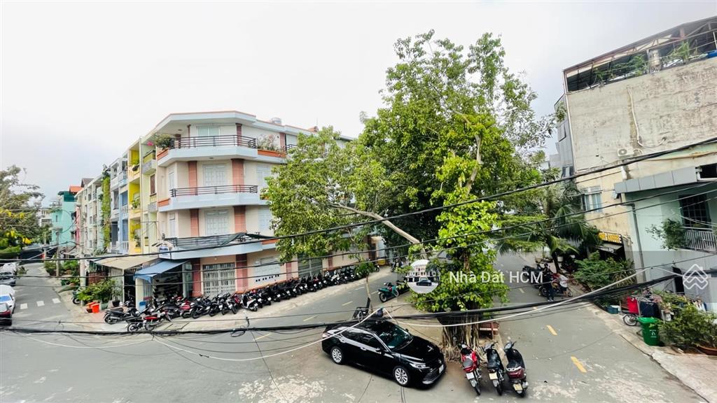 Nhà 3 tầng hoàn công đầy đủ, khu dân cư sát himlam linh chiểu, ngang 5m vuông vức