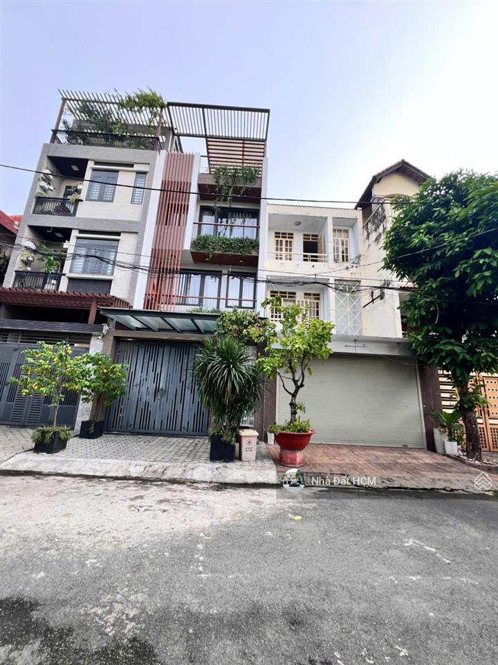 Nhà 3 tầng hoàn công đầy đủ, khu dân cư sát himlam linh chiểu, ngang 5m vuông vức