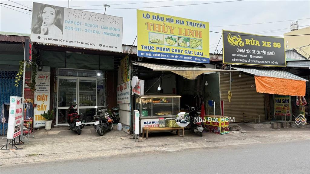 Mặt tiền đường số 9 p. linh tây  dtcn 298m² (ngang 8 x 37.5m) thổ cư 100%. gần ngay phạm văn đồng