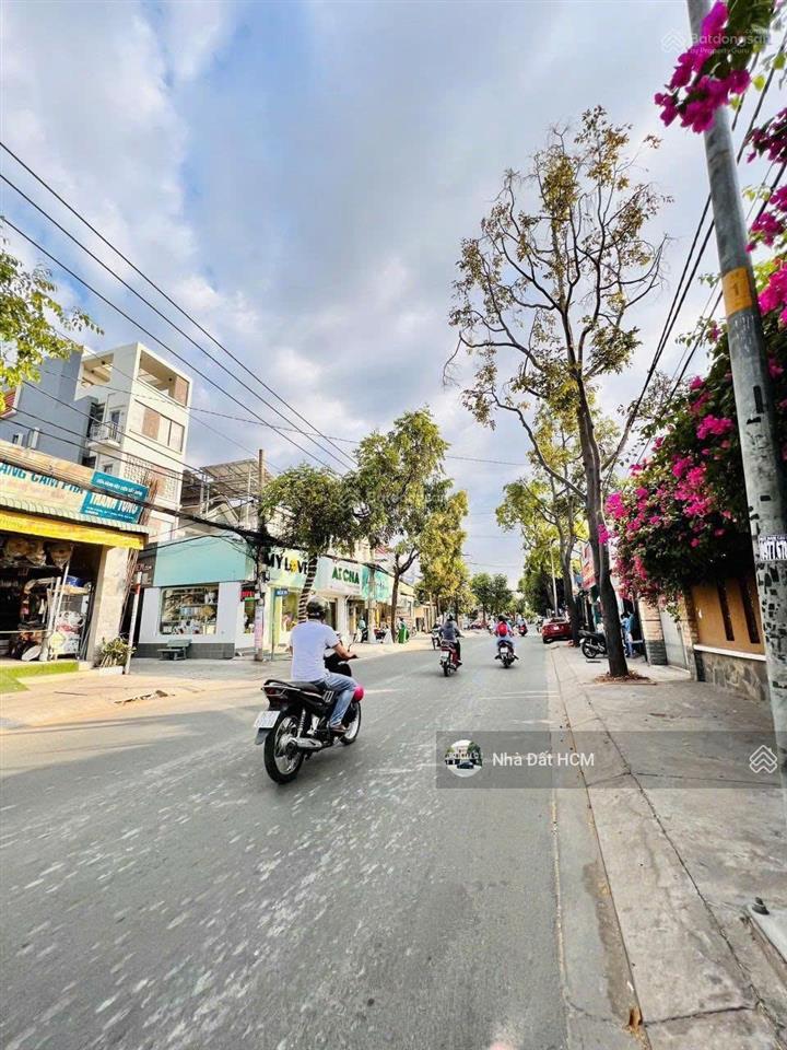 Bán đất mặt tiền đường linh đông  ngang 9.4m (công nhận đủ 201,4m² không lộ giới). nở hậu nhẹ