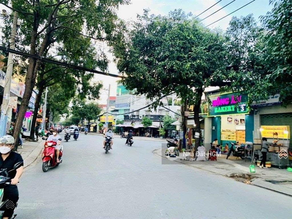 Bán đất mặt tiền đường linh đông  ngang 9.4m (công nhận đủ 201,4m² không lộ giới). nở hậu nhẹ