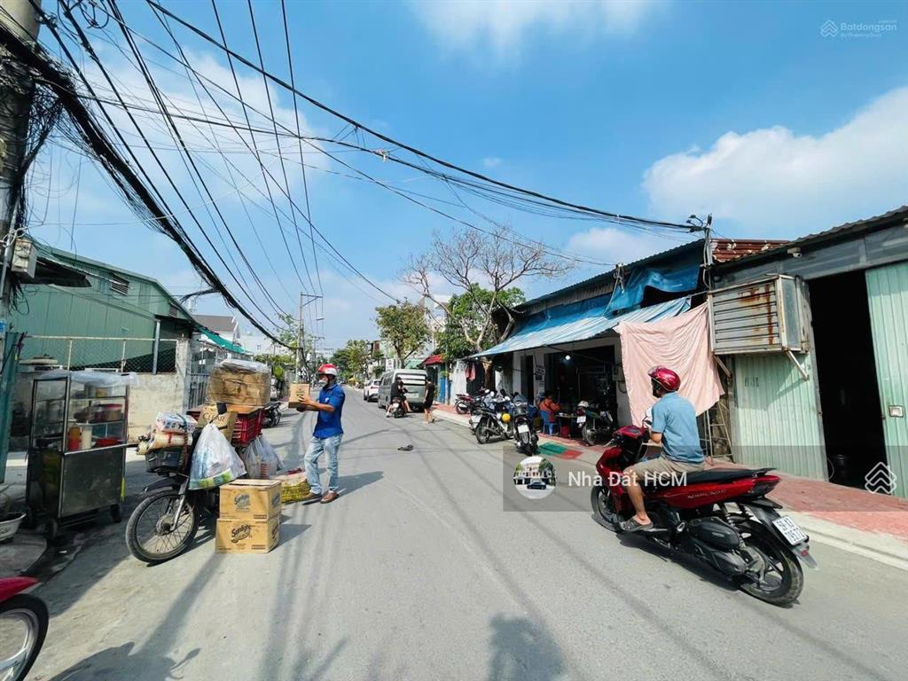 Bán đất lớn full thổ cư 796,3m² mặt tiền đường 22, ngang 11m công nhận đủ không lộ giới
