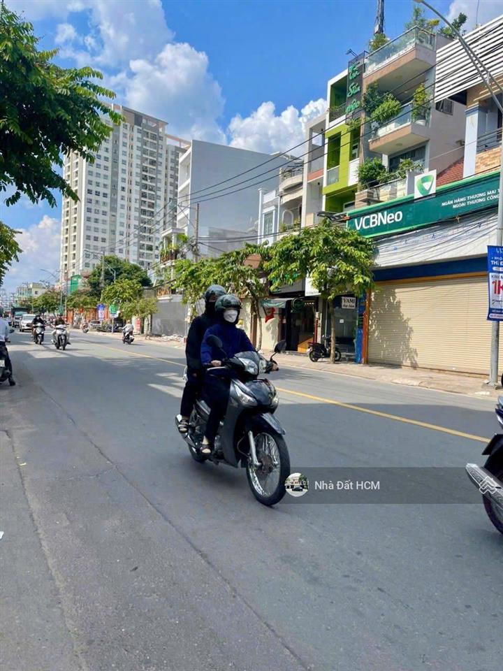 Vip! bán nhà cấp 4 diện tích 383m2 (ngang 8m) full thổ cư  không lộ giới, thích hợp làm tòa nhà vp