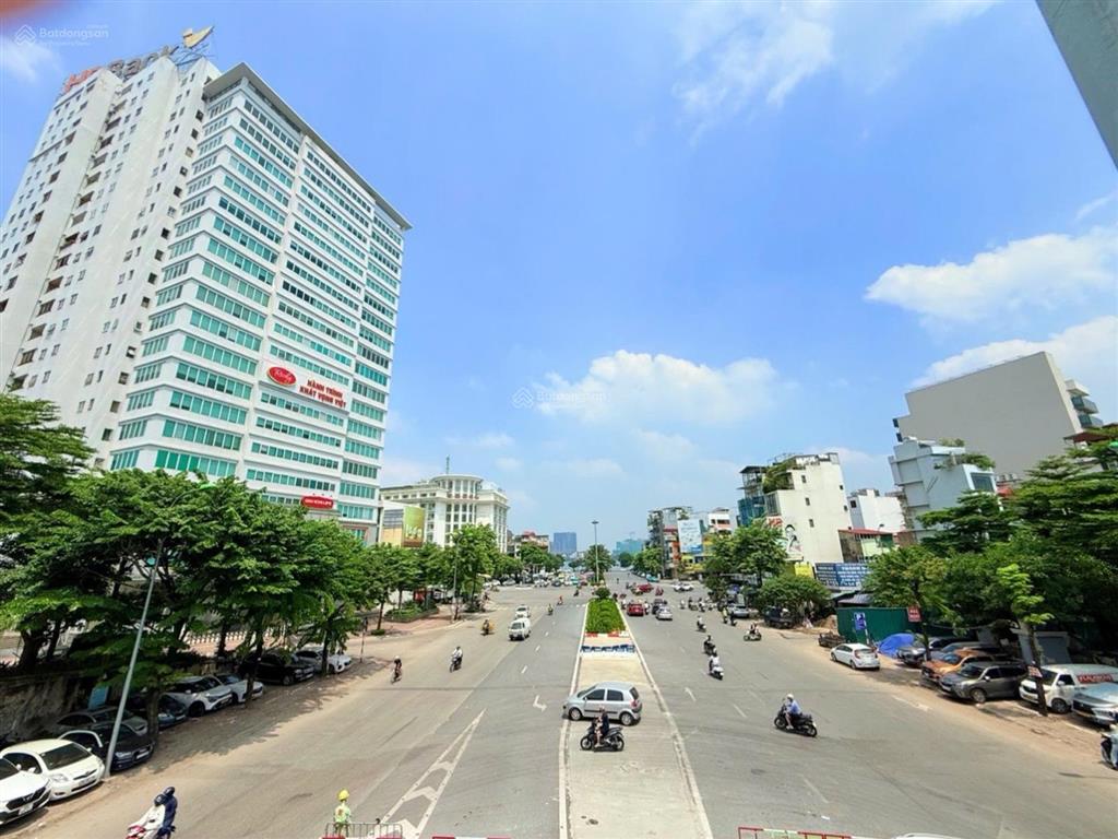 Mặt phố văn cao sát hồ tây lô góc mặt tiền rộng vỉa hè rộng thang máy  giá 58,2 tỷ