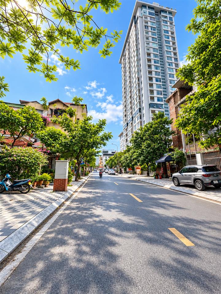 Bán đất mặt phố  phú thượng  tây hồ  71m  vỉa hè rộng  kinh doanh tốt  thửa đất vuông đẹp