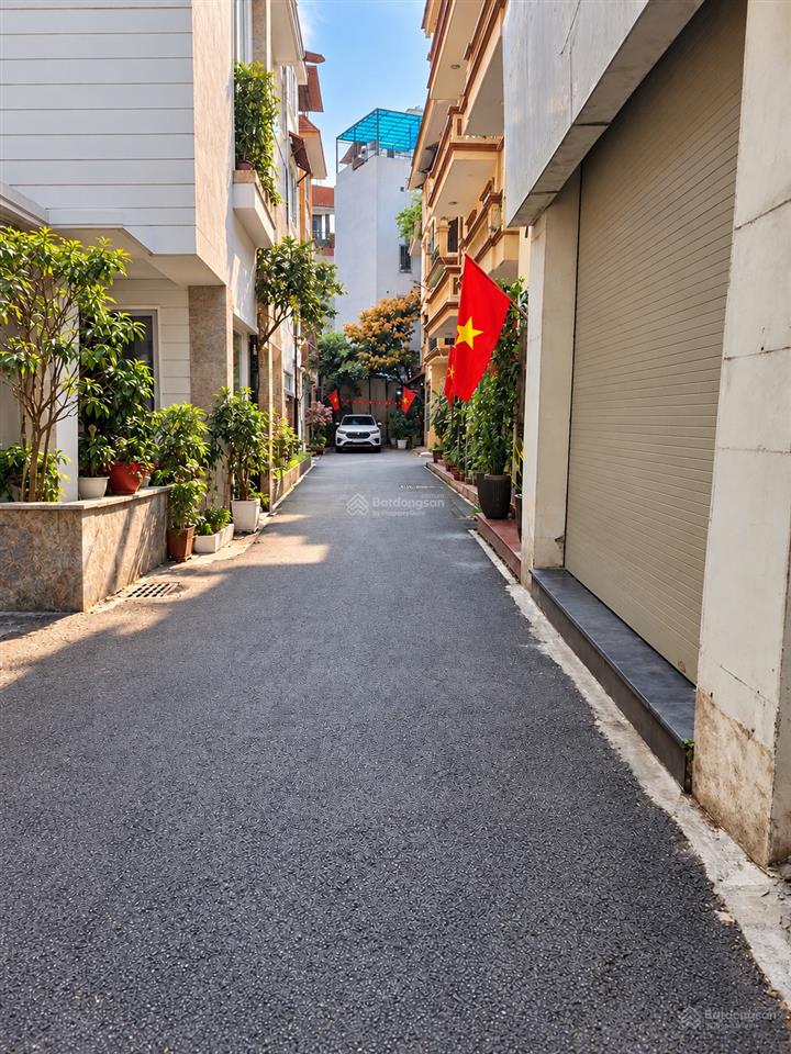 Xuân la  tây hồ tòa chdv dòng tiền  9 tầng ô tô 7 chỗ vào nhà khẳng định vị thế nhà đầu tư