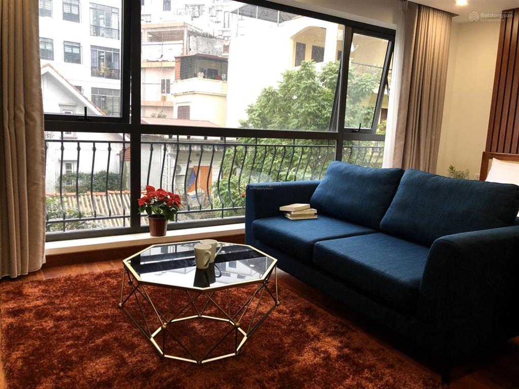 Cho thuê căn hộ dịch vụ phố đào tấn 1 phòng ngủ, 50m²