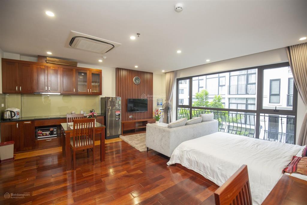 Cho thuê căn hộ dịch vụ phố đào tấn 1 phòng ngủ, 50m²