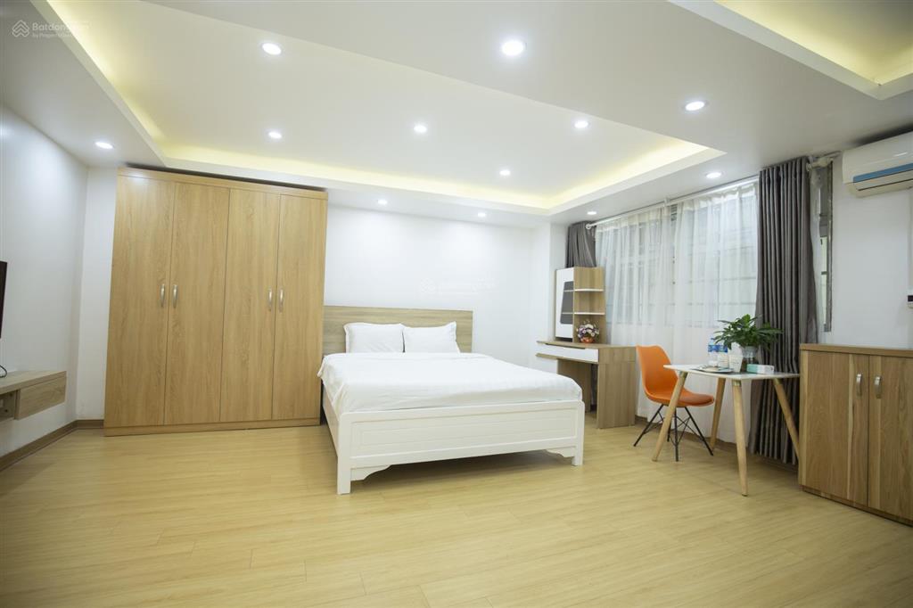 Tòa nhà sumitomo cho thuê căn hộ dịch vụ 1 phòng ngủ diện tích 40m2 tại phố linh lang