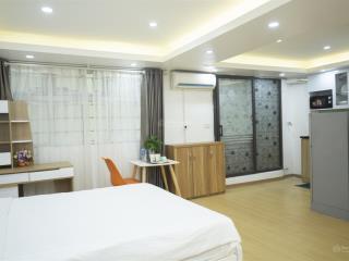 Tòa nhà sumitomo cho thuê căn hộ dịch vụ 1 phòng ngủ diện tích 40m² tại phố linh lang