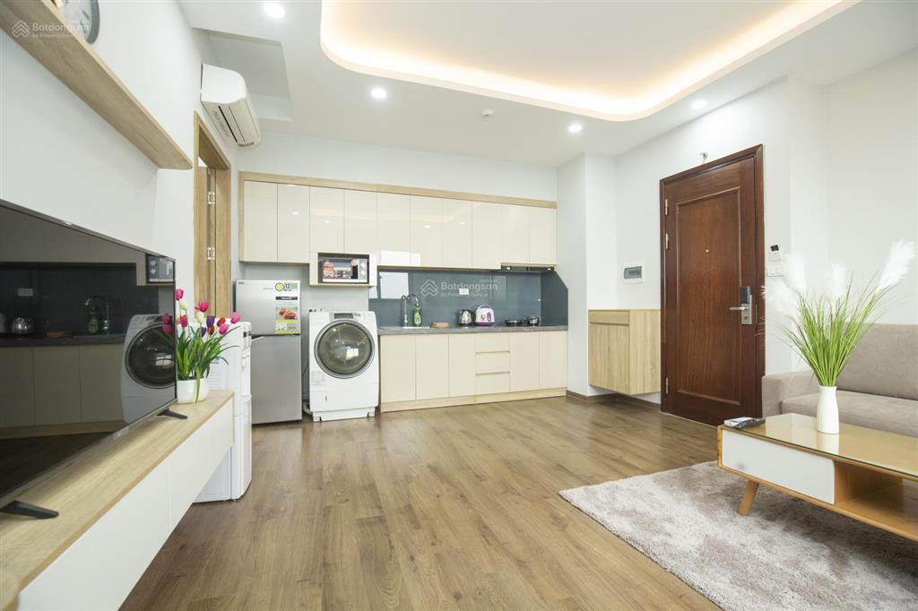 Căn hộ dịch vụ cho thuê tại phố đào tấn 1 phòng ngủ, 60m²