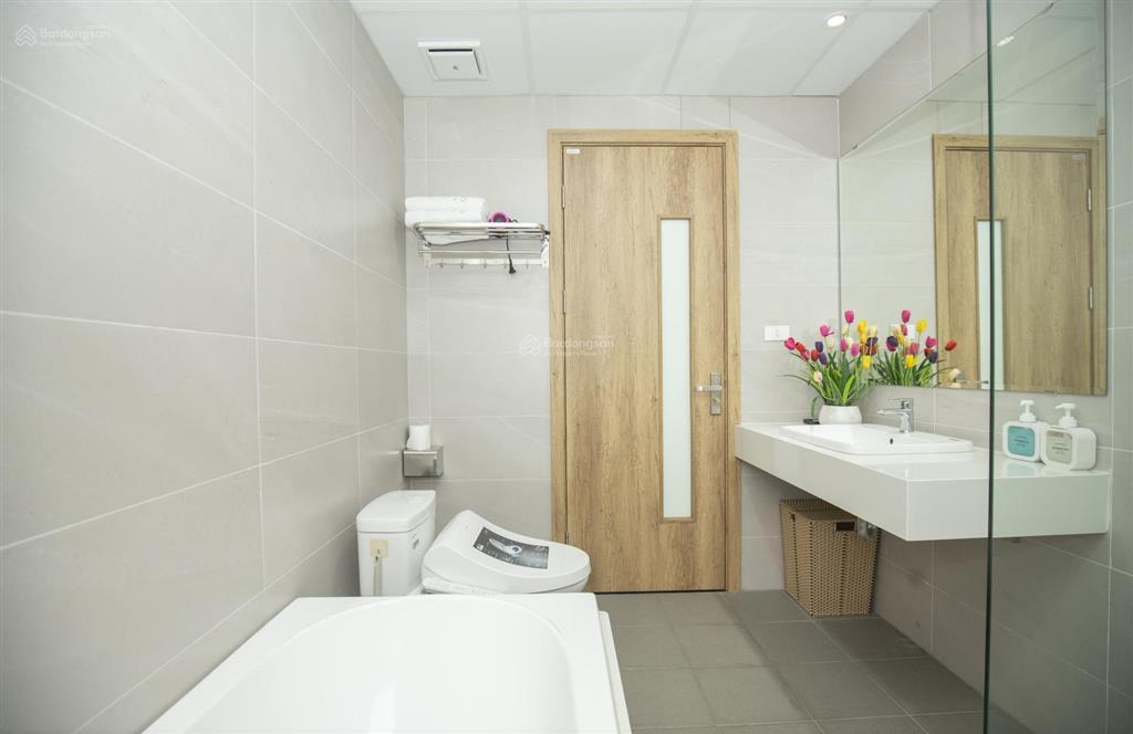 Căn hộ dịch vụ cho thuê tại phố đào tấn 1 phòng ngủ, 60m²