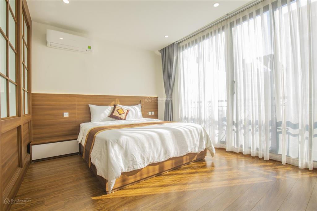 Tòa nhà sumitomo cho thuê căn hộ dịch vụ 1 phòng ngủ diện tích 55m2 tại phố linh lang