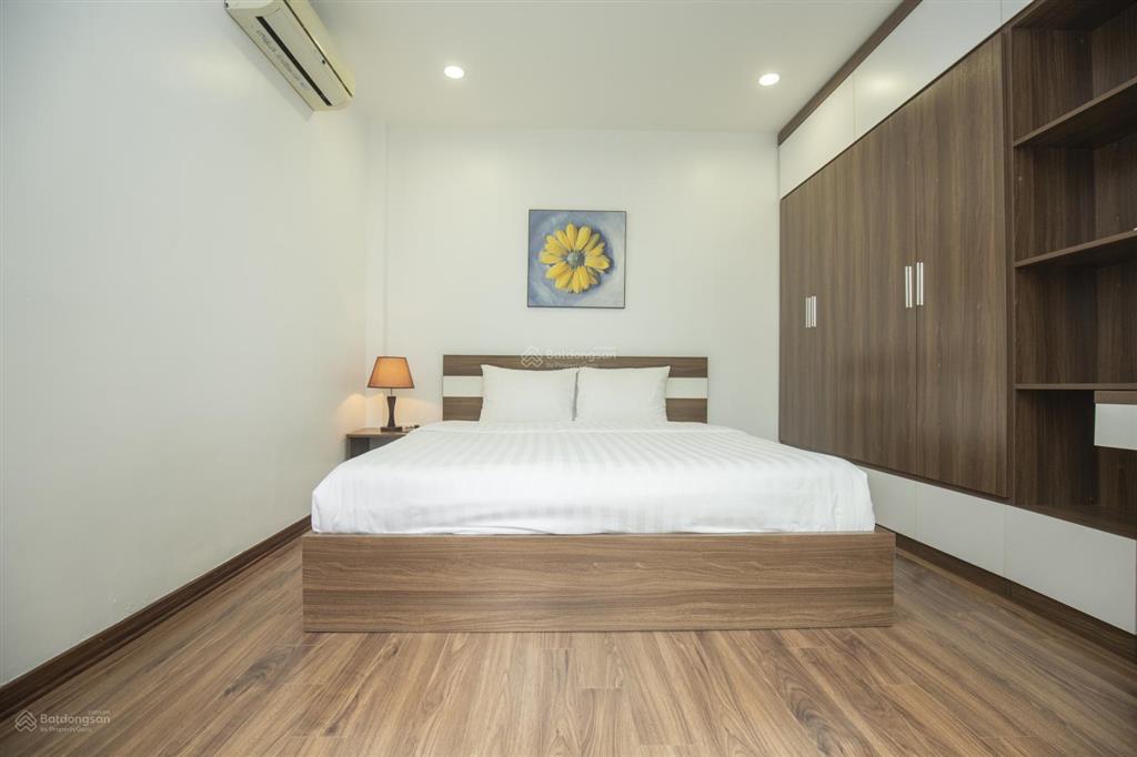 Căn hộ dịch vụ phố đào tấn cho thuê căn 1 ngủ 55m². giá thuê căn hộ 17tr/tháng.
