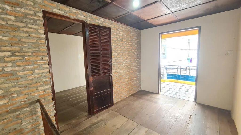 Nhà 2 tầng hẻm ô tô đường hoàng hoa thám  lộc thọ  nha trang
