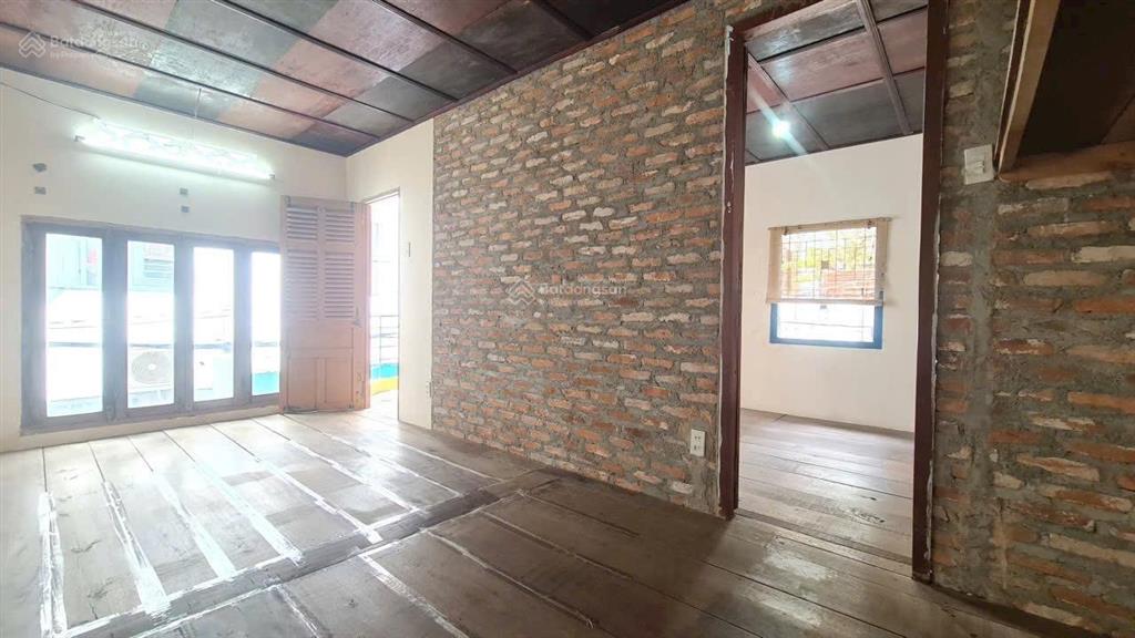 Nhà 2 tầng hẻm ô tô đường hoàng hoa thám  lộc thọ  nha trang