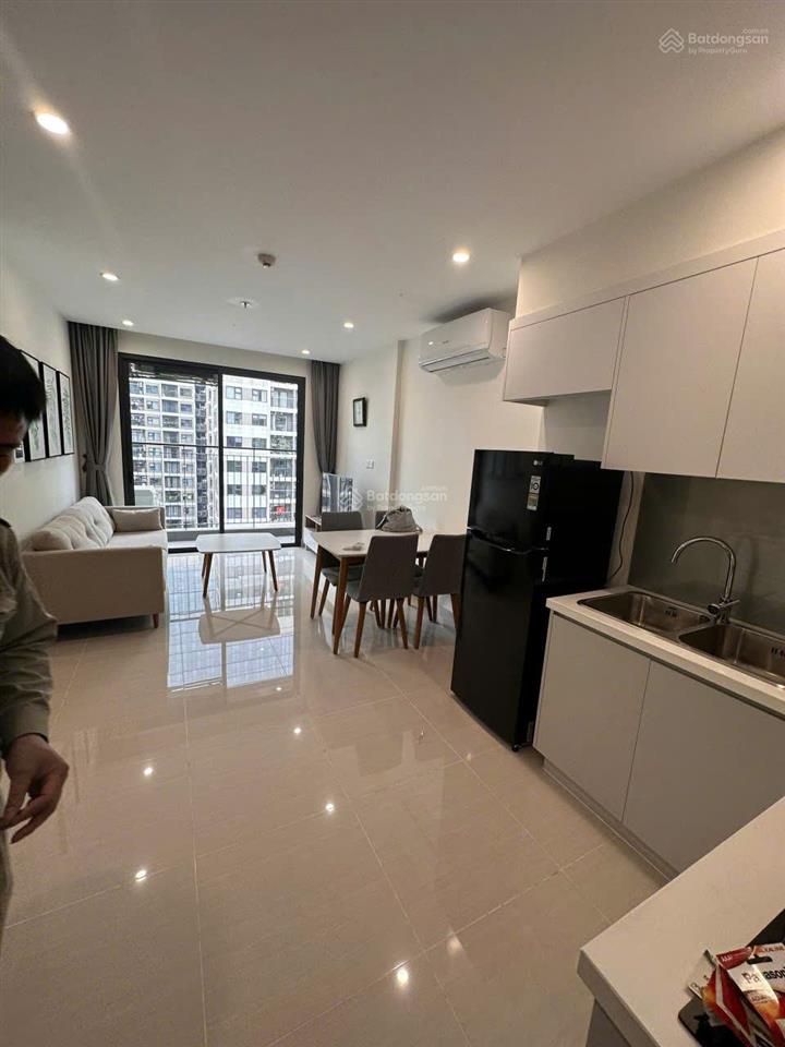 Chủ nhà về quê cần bán gấp căn 1n+1 chỉ 2.69 tỷ, tầng trung, full đồ, ở vinhomes ocean park