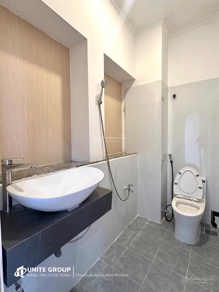 Cho thuê căn hộ nguyễn tất thành quận 4 nhà mới, thang máy, gần quận 1, bến nhà rồng, đh luật