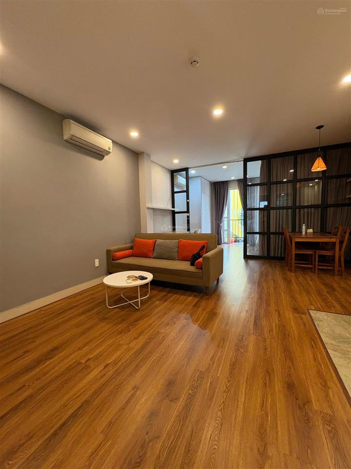 Căn hộ cho thuê 1pn ban công thang máy quận 1 gần thảo cầm viên, nhà thờ đức bà