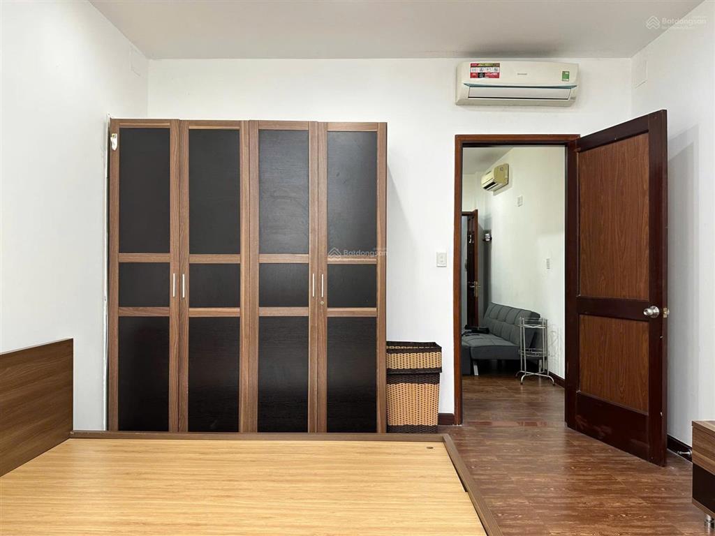 Cho thuê căn hộ 1pn thang máy ban công máy giặt riêng quận 1 gần công viên lê văn tám, hồ con rùa