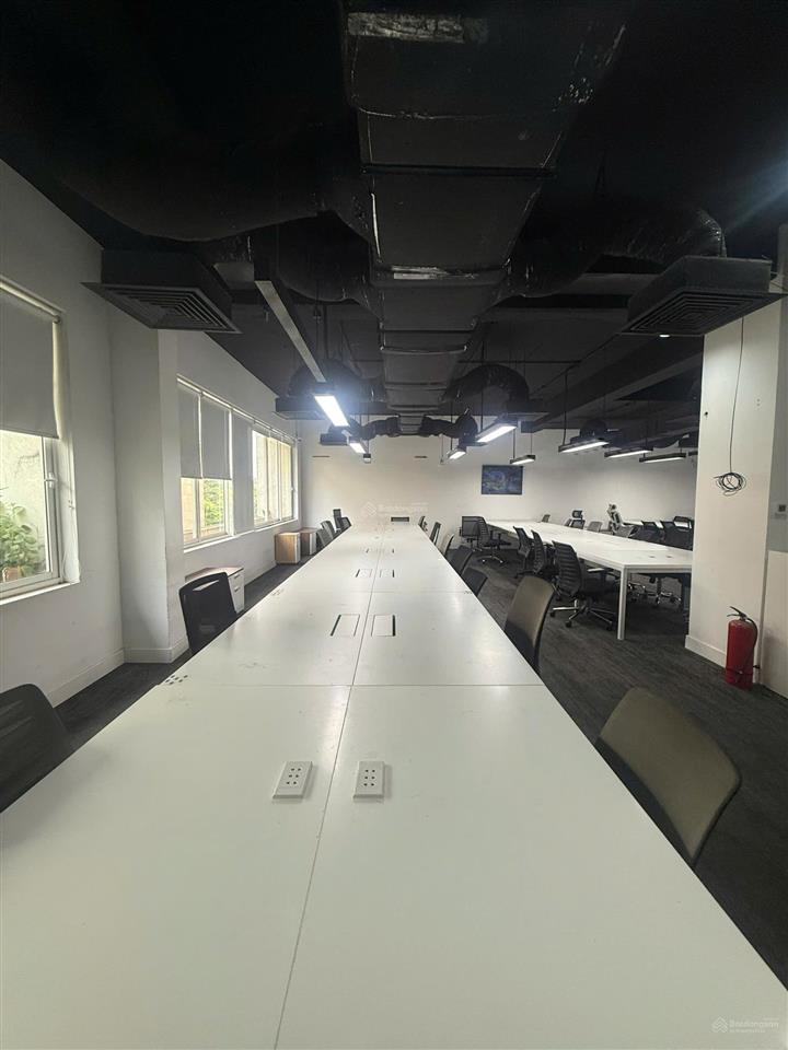 Văn phòng mặt tiền nguyễn cơ thạch, an khánh, sala thủ thiêm  259m2  130tr/th all in