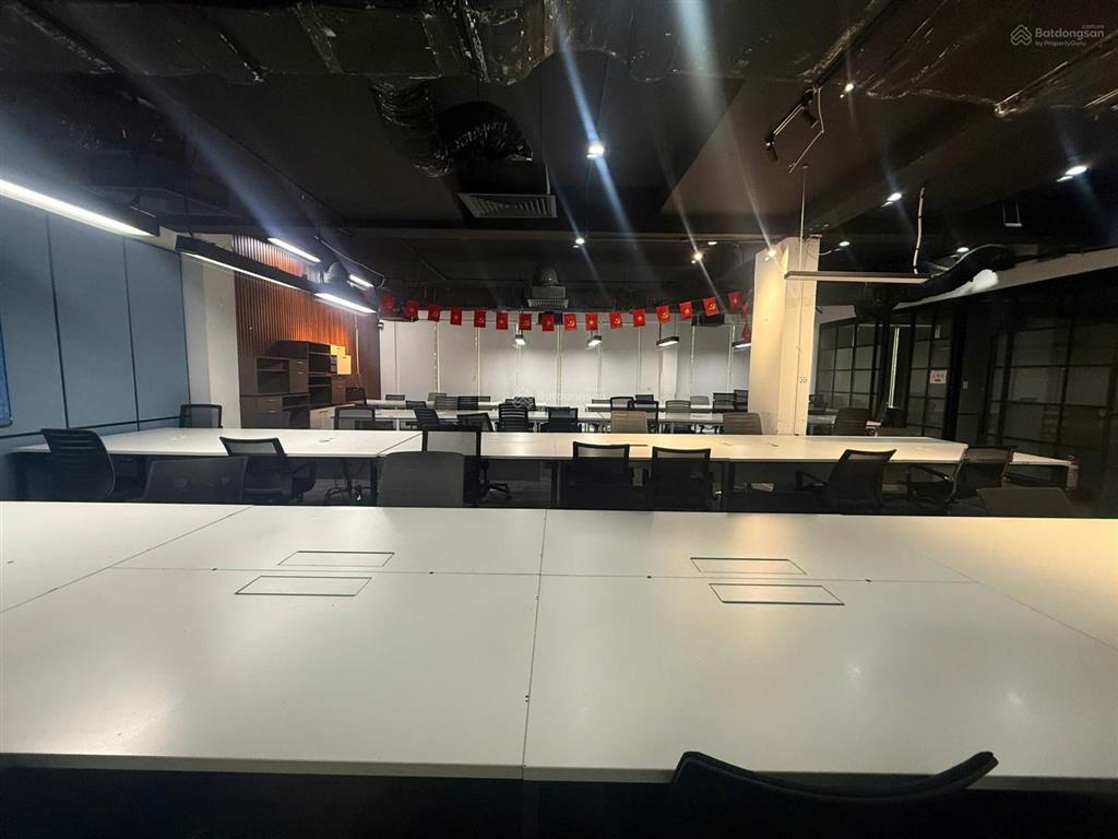 Văn phòng mặt tiền nguyễn cơ thạch, an khánh, sala thủ thiêm  259m2  130tr/th all in