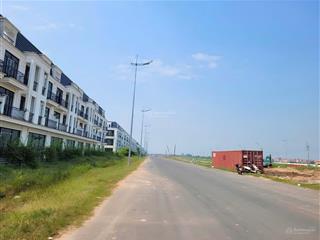 Bán liền kề hud mê linh 103,9m2 mặt vành đai 4, mặt tiền 5m, giá 11 tỷ, đã có sổ