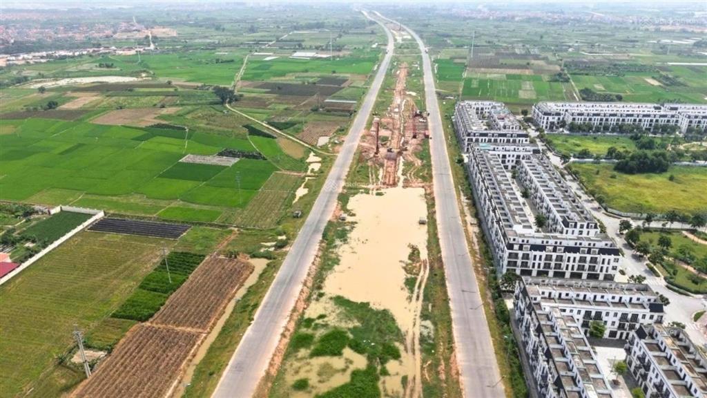 Bán căn liền kề hud mê linh 103,9m², giá 11 tỷ, mặt đường vành đai 4, đã có sổ