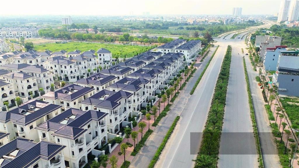 Bán biệt thự mặt đường vành đai 3.5 tại vườn cam 200m2, mặt tiền 10m, đã có sổ