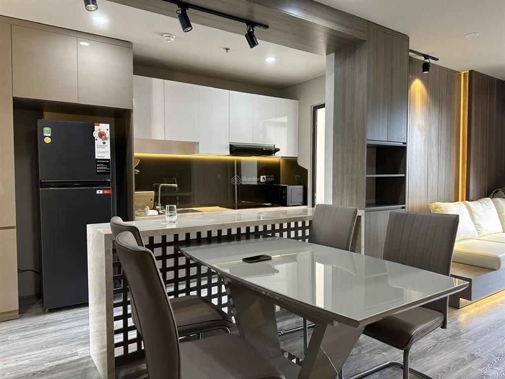 Cho thuê 2pn masteri thảo điền giá 18tr nhà cao cấp  view sông ngay metro số 7  0583 703 ***