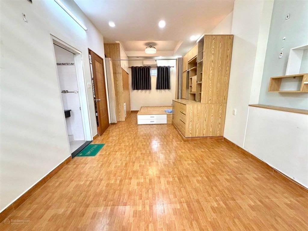 Bán nhà nguyễn khuyến bình thạnh. ngang 5.2m dt 66m2 5 tầng  5pn ô tô tận cửa/chỉ 12.9tỷ/ tl