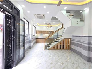 * cần bán nhà bạch đằng 4 tầng mới hoàn thiện, 4pn+5wc giá chỉ nhỉnh 8 tỷ!  0983 567 ***