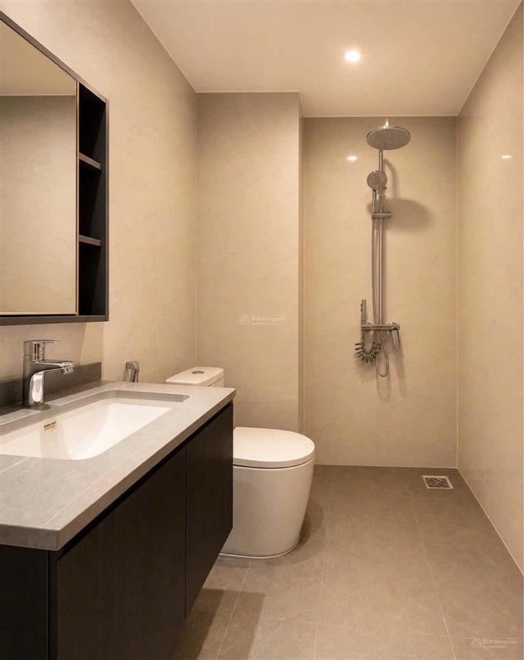 Bán nhà 5 tầng thang máy đường nguyên hồng  bình thạnh. giá chỉ nhỉnh 9 tỷ/tl