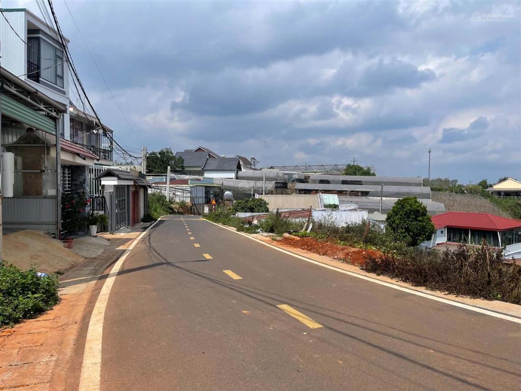 Bán đất view đẹp sổ riêng xây dựng