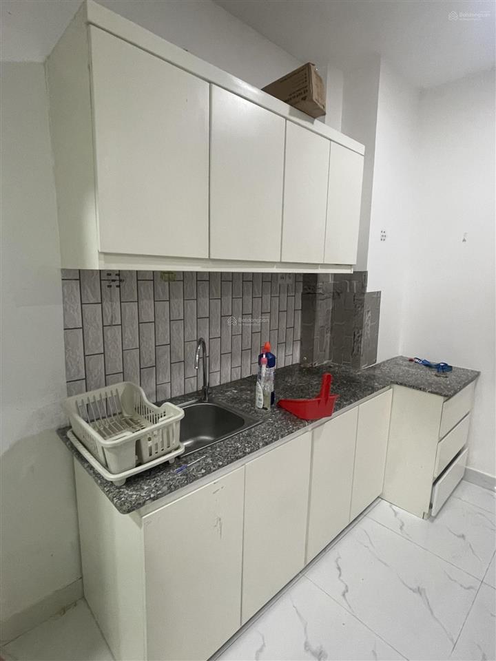 Chính chủ cho thuê phòng studio full nội thất có thang máy đường trần bình trọng gần chợ cây quéo