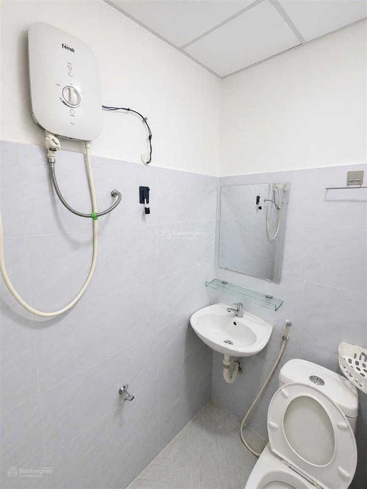 Chính chủ cho thuê studio full nội thất đường hoàng hoa thám gần chợ cây quéo , phan xích long pn